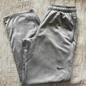 Nike mens ThermaFit sweatpants